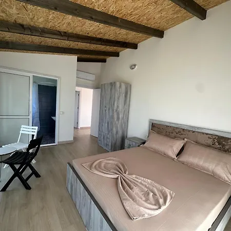 Piceri Rodoni And Otel