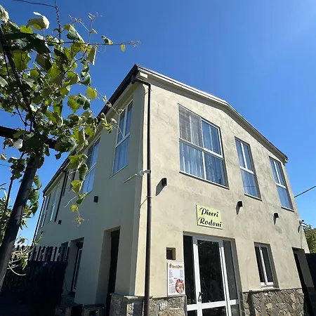 Otel Piceri Rodoni And Dıraç