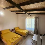 Piceri Rodoni And Ξενοδοχείο 4*